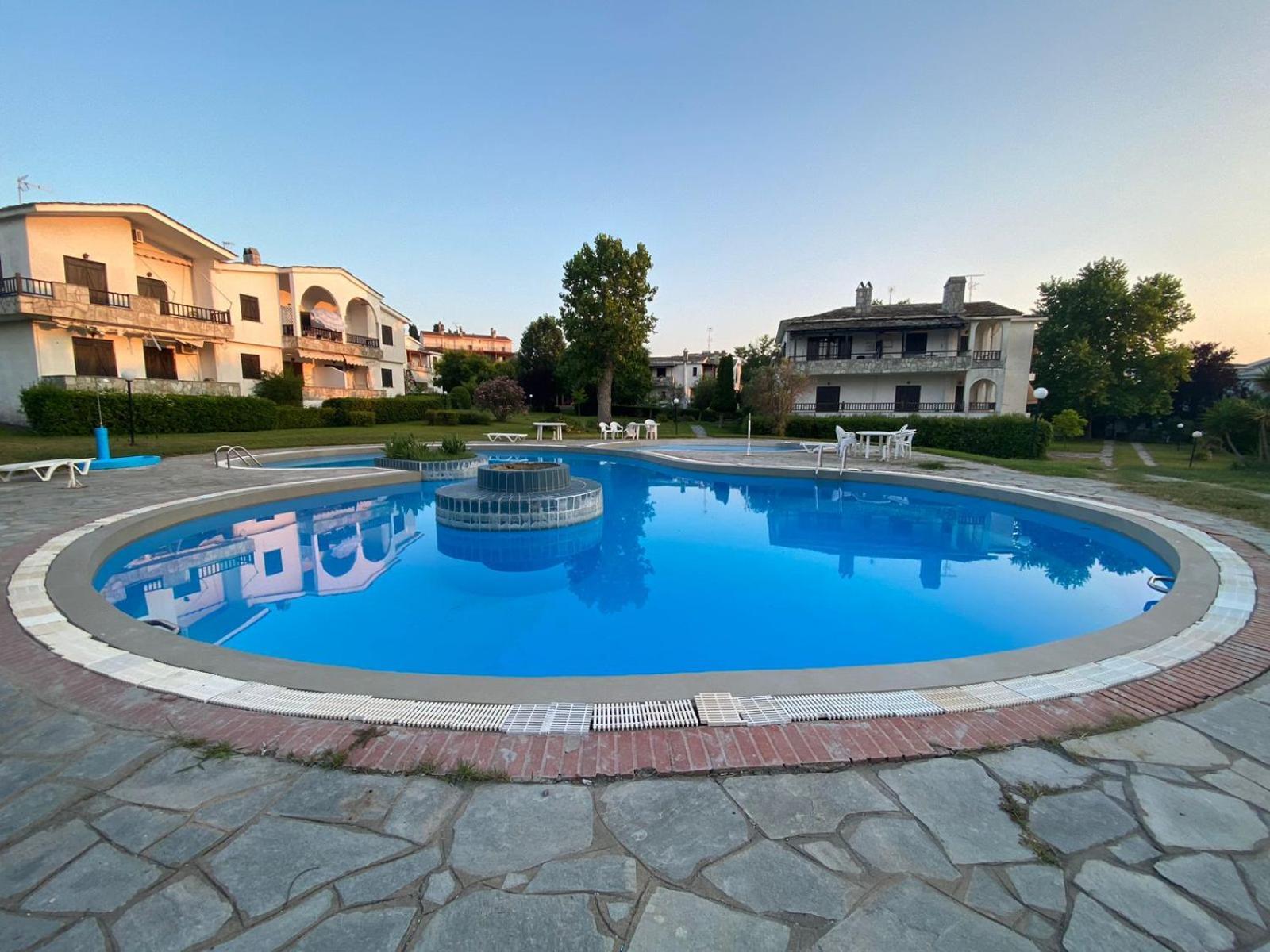Villa Meltemi Rock House Kalandra Exterior foto